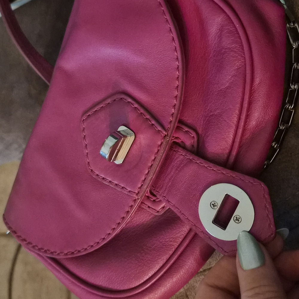 Marc By Marc Jacobs Magenta Leather Mini Crossbody - Picture 14 of 15